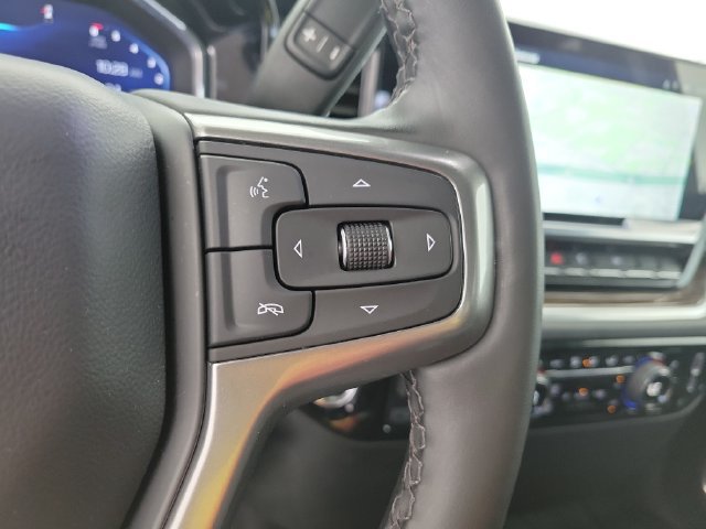 Used 2025 Chevrolet Silverado 1500 LT RWD image 22