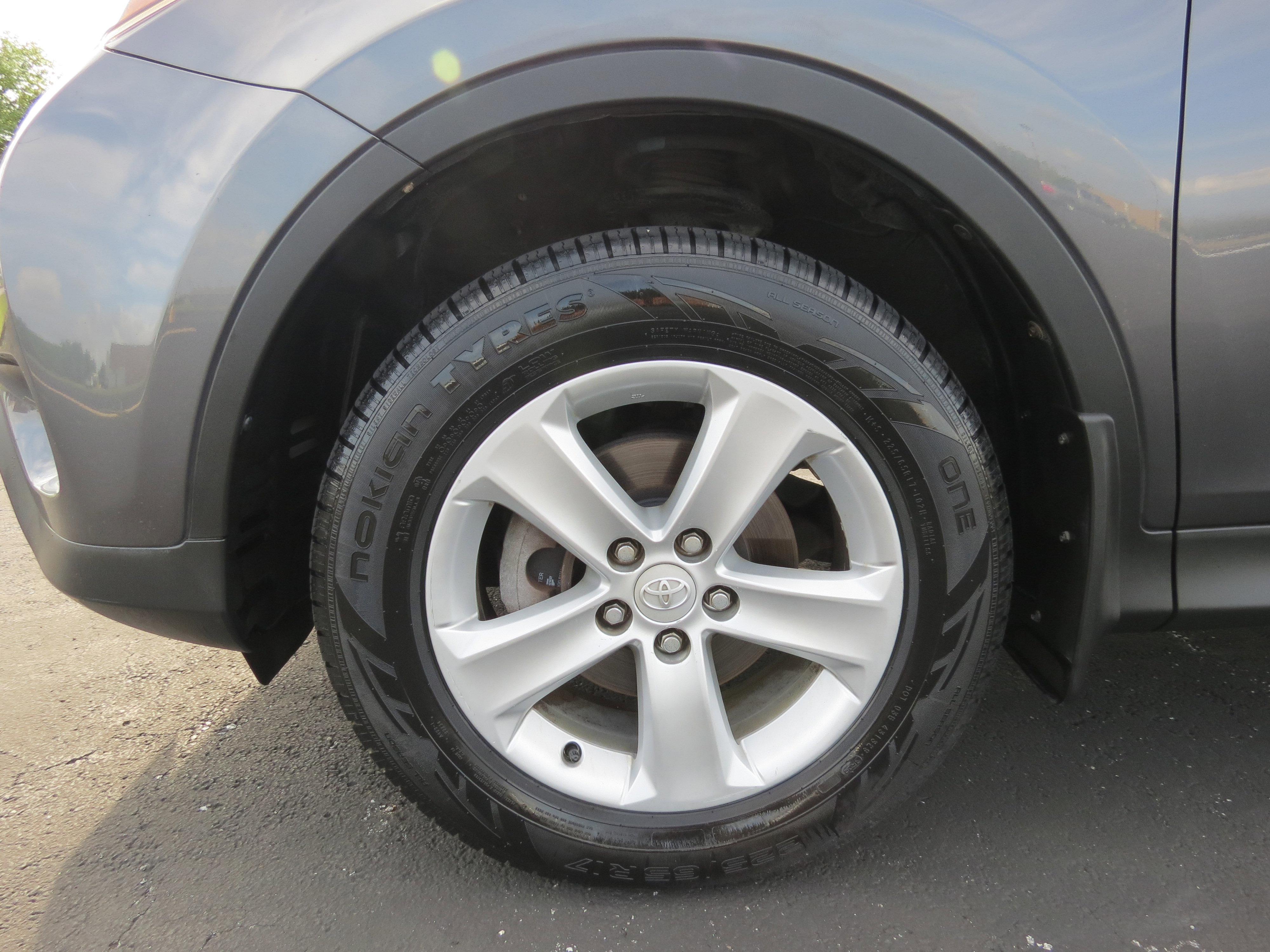 Used 2013 Toyota RAV4 XLE FWD image 40
