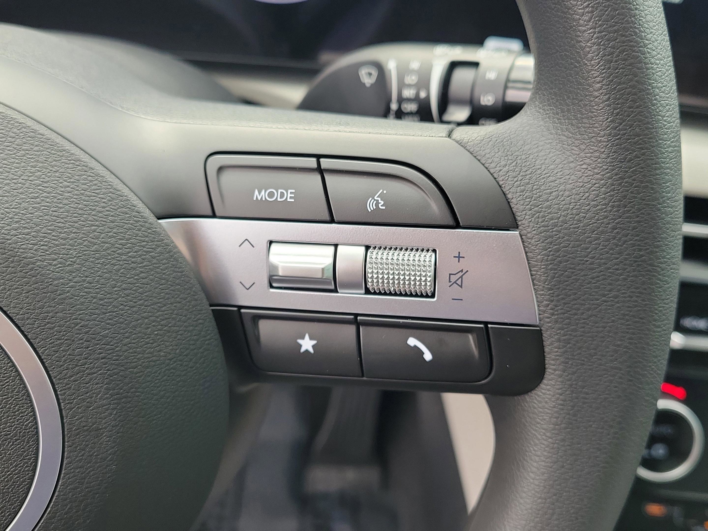 New 2026 Hyundai Tucson SEL image 25