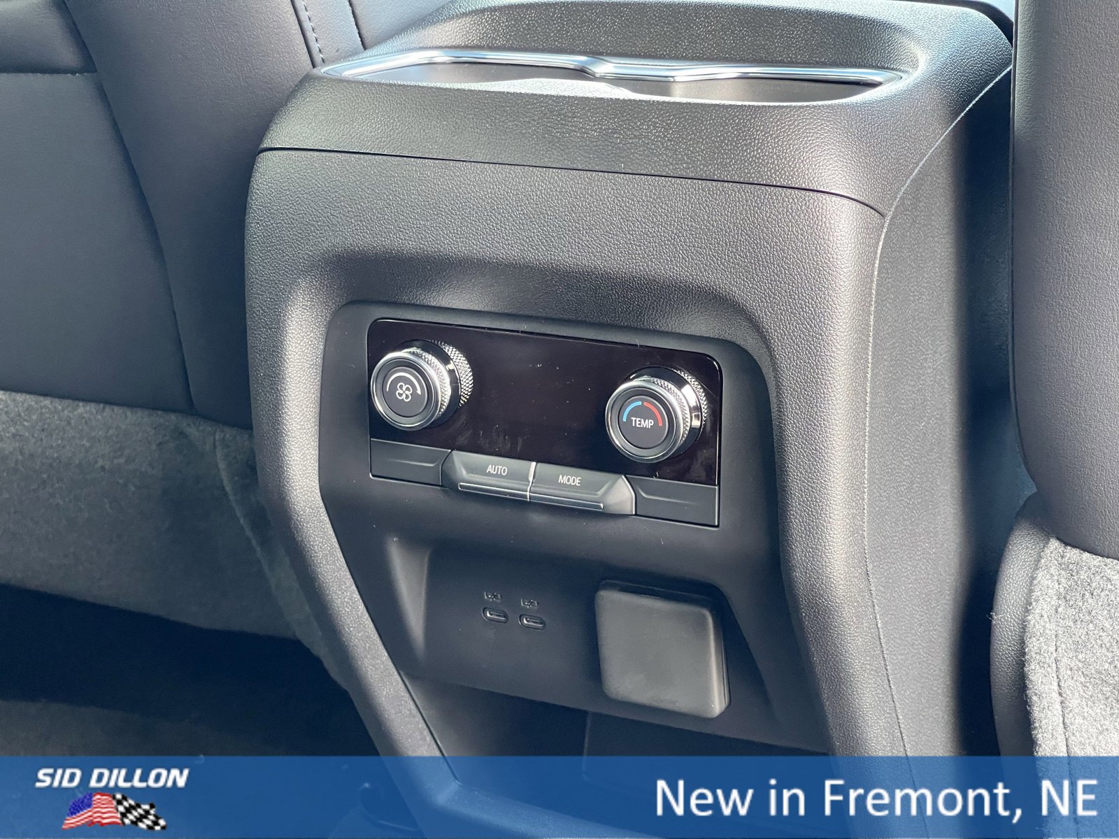 New 2026 Buick Enclave Sport Touring w/ Power Package image 13