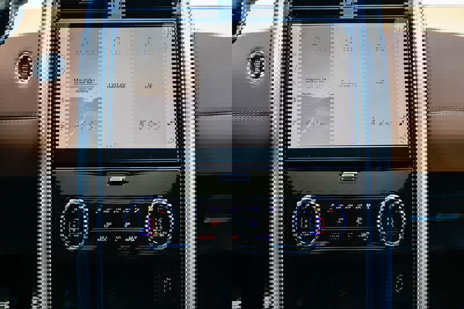 New 2026 Land Rover Discovery Limited Edition AWD/4WD image 13