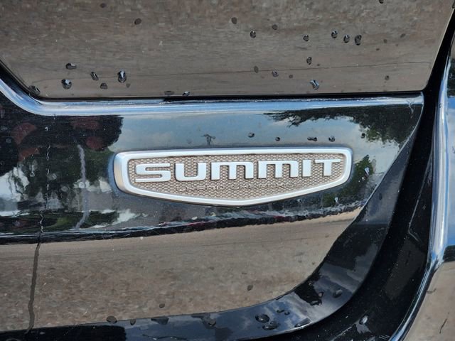 Used 2022 Jeep Grand Cherokee Summit AWD/4WD image 12