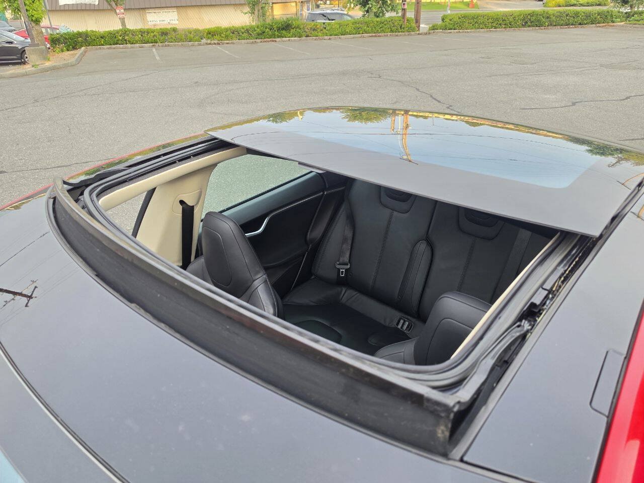 Used 2013 Tesla Model S RWD image 39