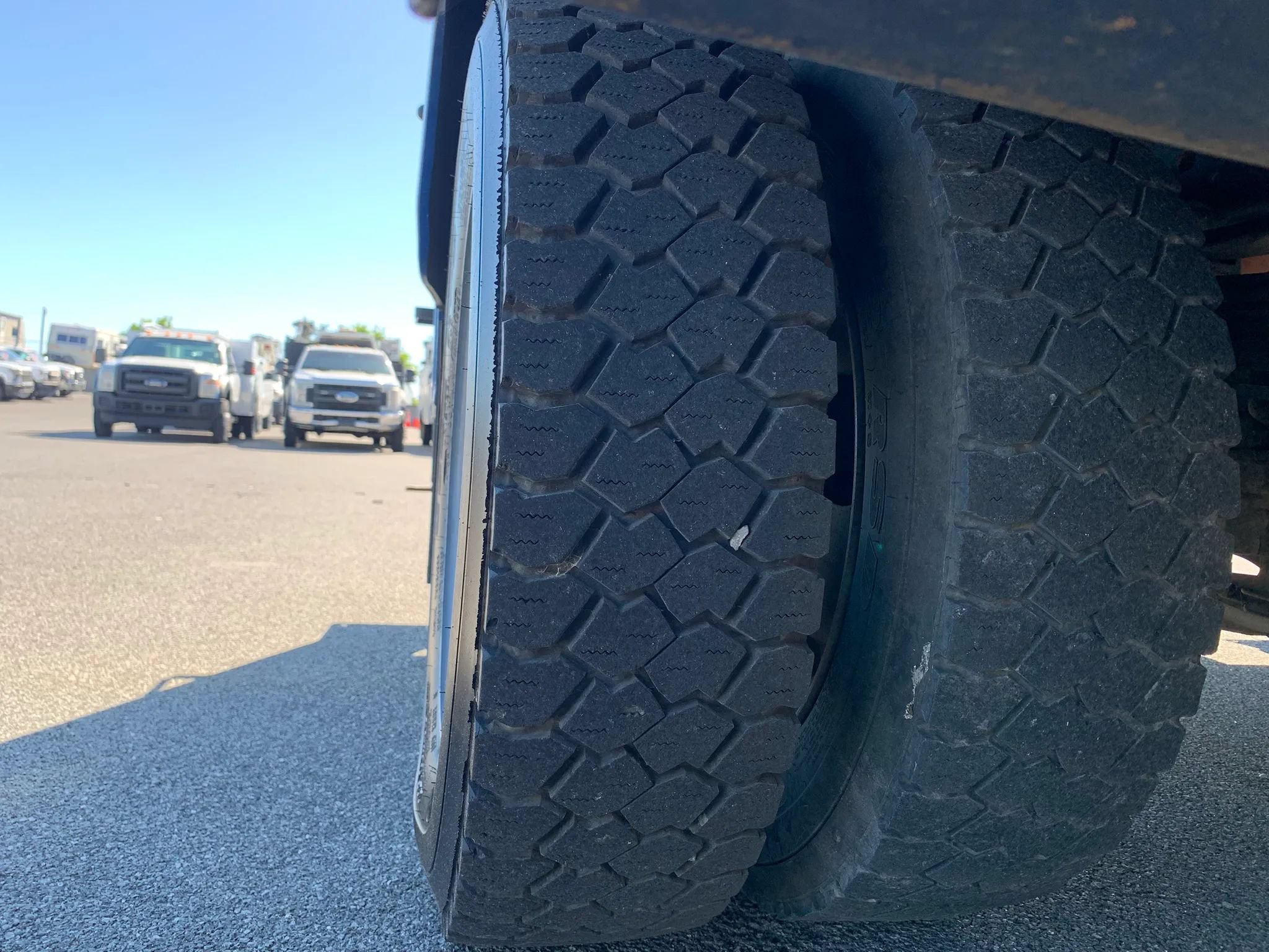 Used 2015 Ford F550 4x4 Regular Cab Super Duty image 44