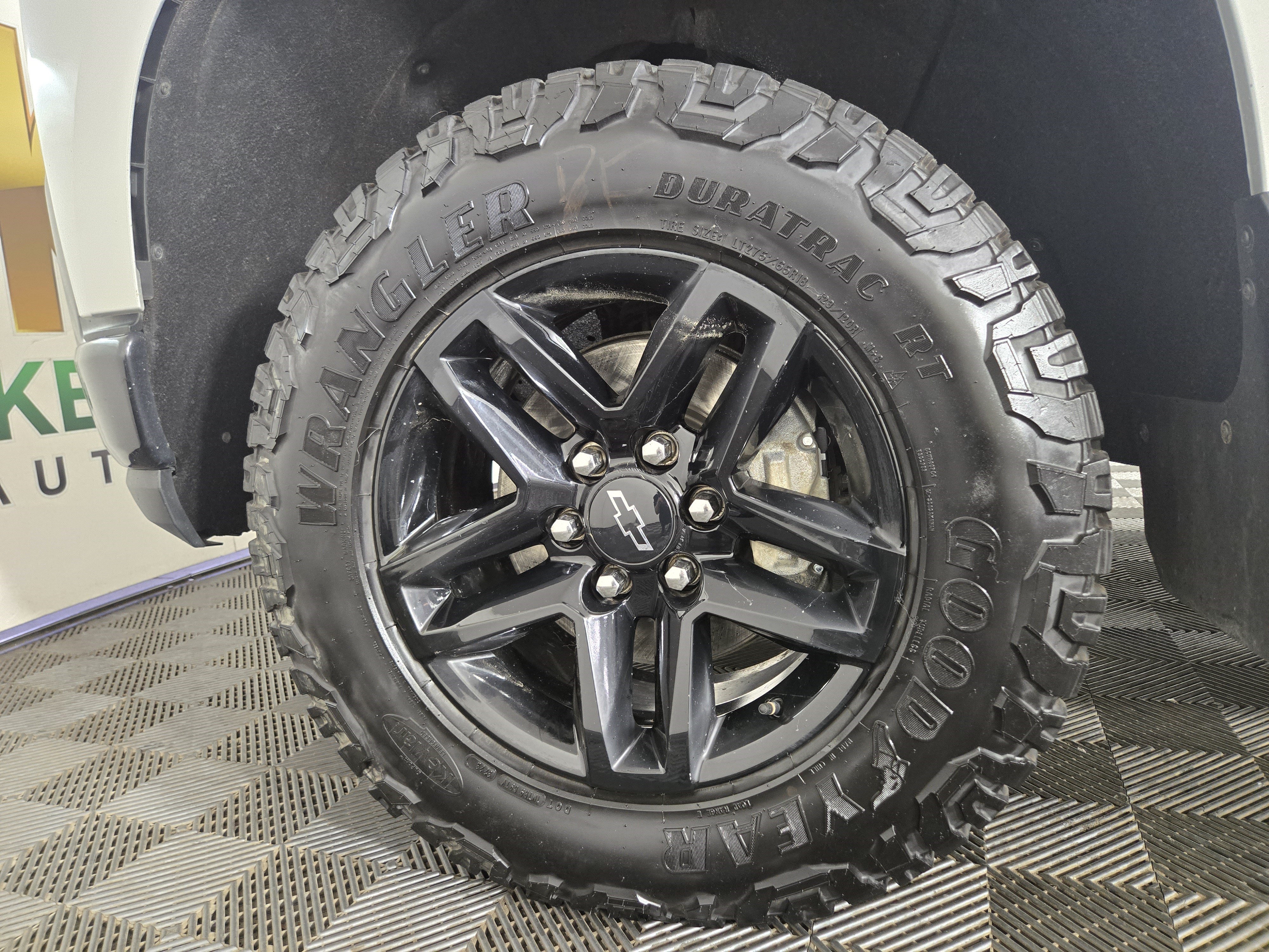 Certified 2021 Chevrolet Silverado 1500 LT Trail Boss w/ Safety Package AWD/4WD image 33