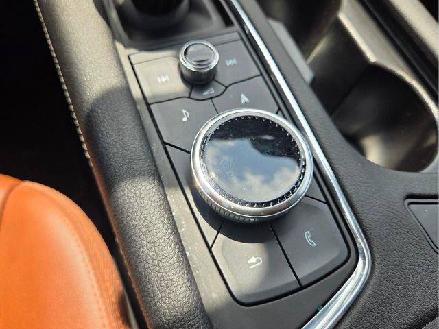 Certified 2023 Cadillac XT5 Premium Luxury w/ Technology Package FWD image 26