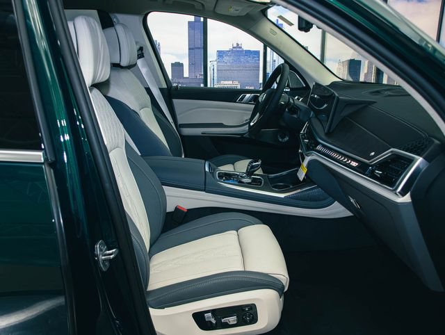 New 2026 BMW ALPINA XB7 AWD/4WD image 20