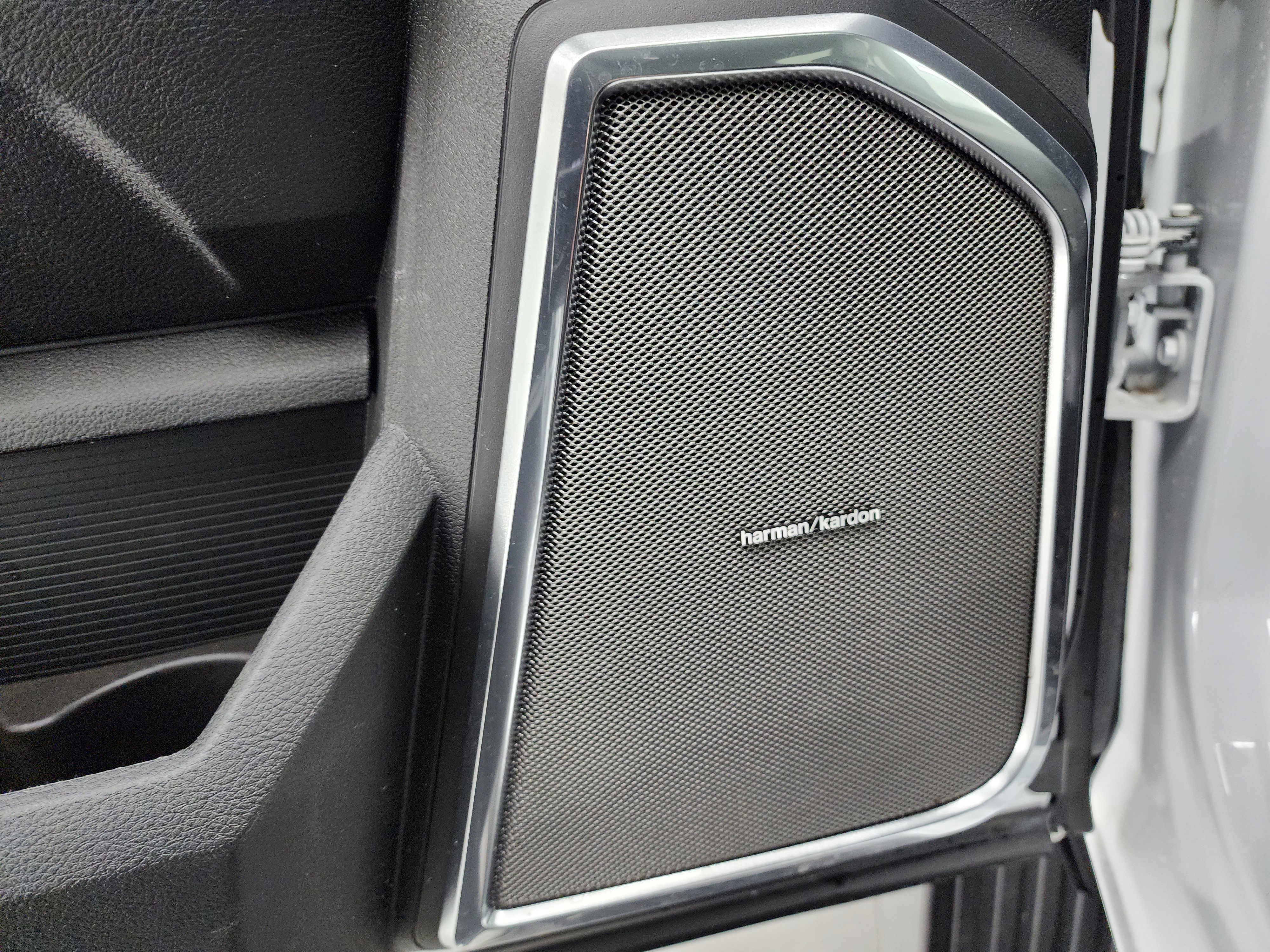 Used 2025 RAM 3500 Laramie image 43