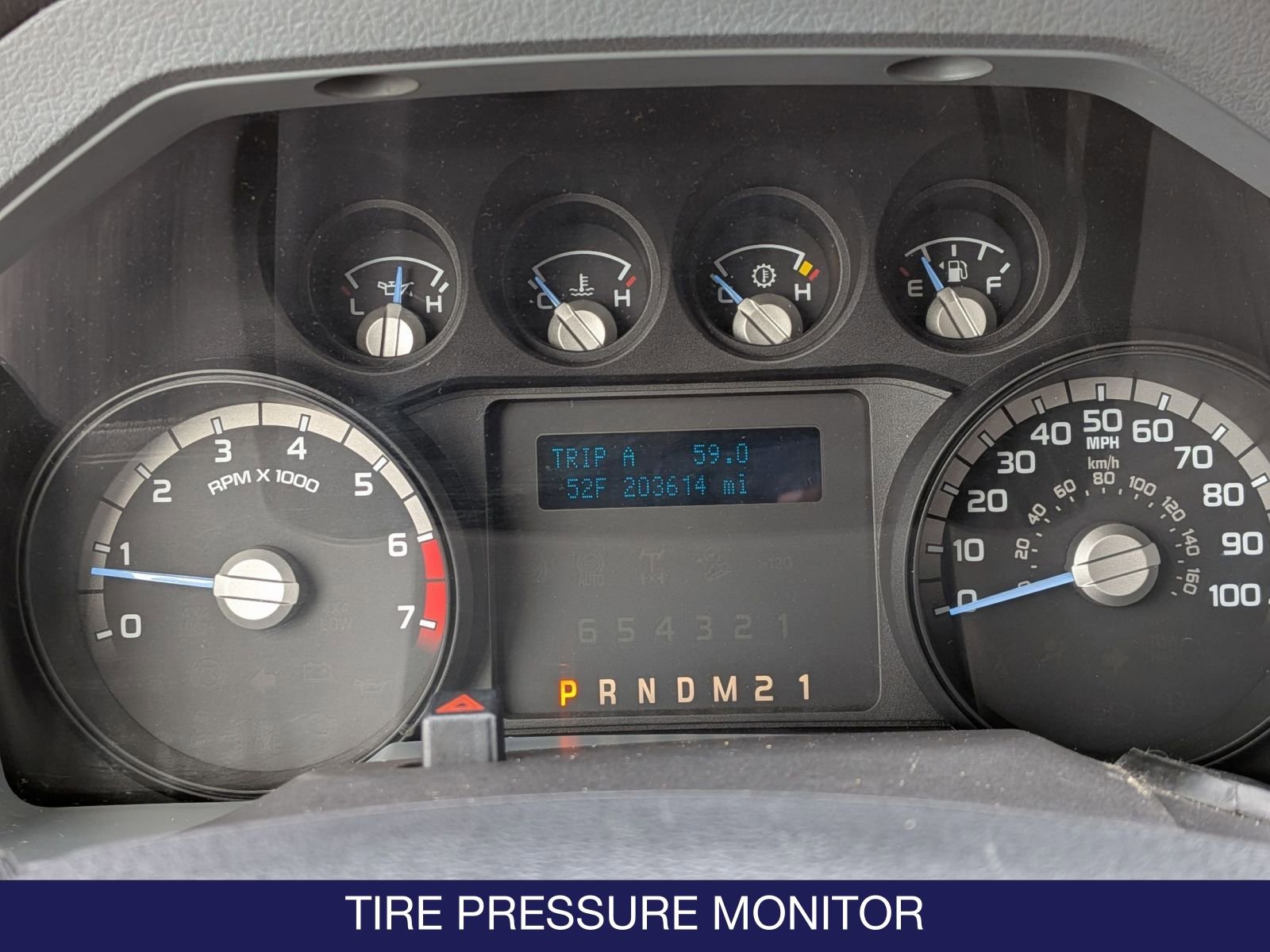 Used 2016 Ford F250 XL w/ Power Equipment Group image 18