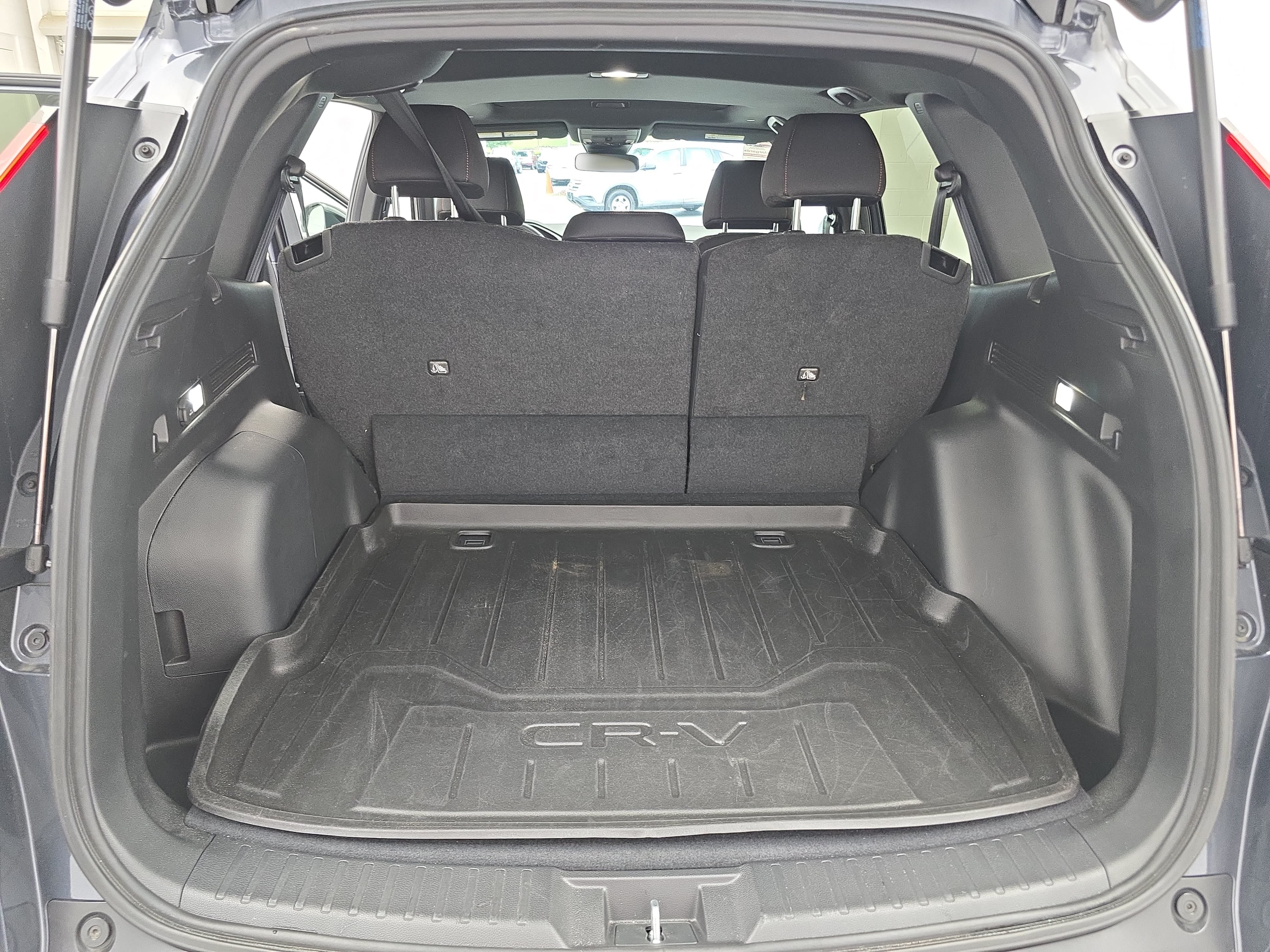 Used 2025 Honda CR-V Sport image 12
