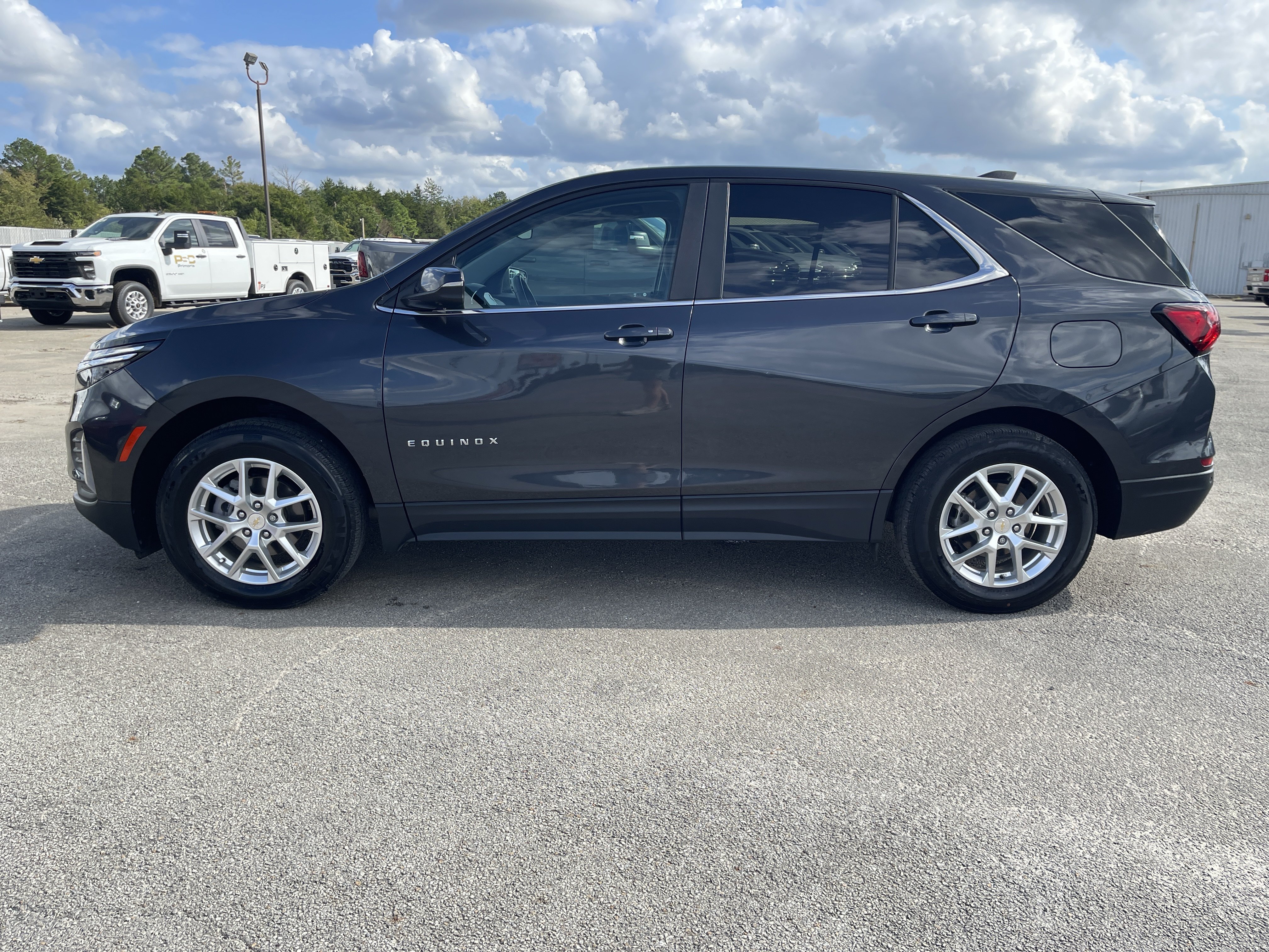 Used 2022 Chevrolet Equinox LT FWD image 7