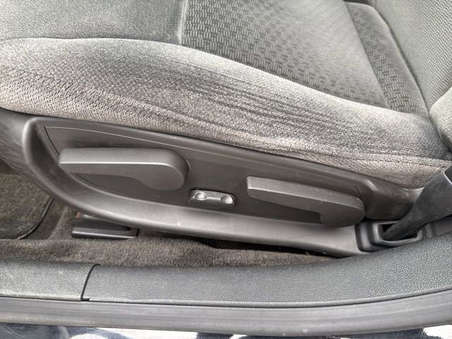 Used 2011 Chevrolet Impala LT image 16