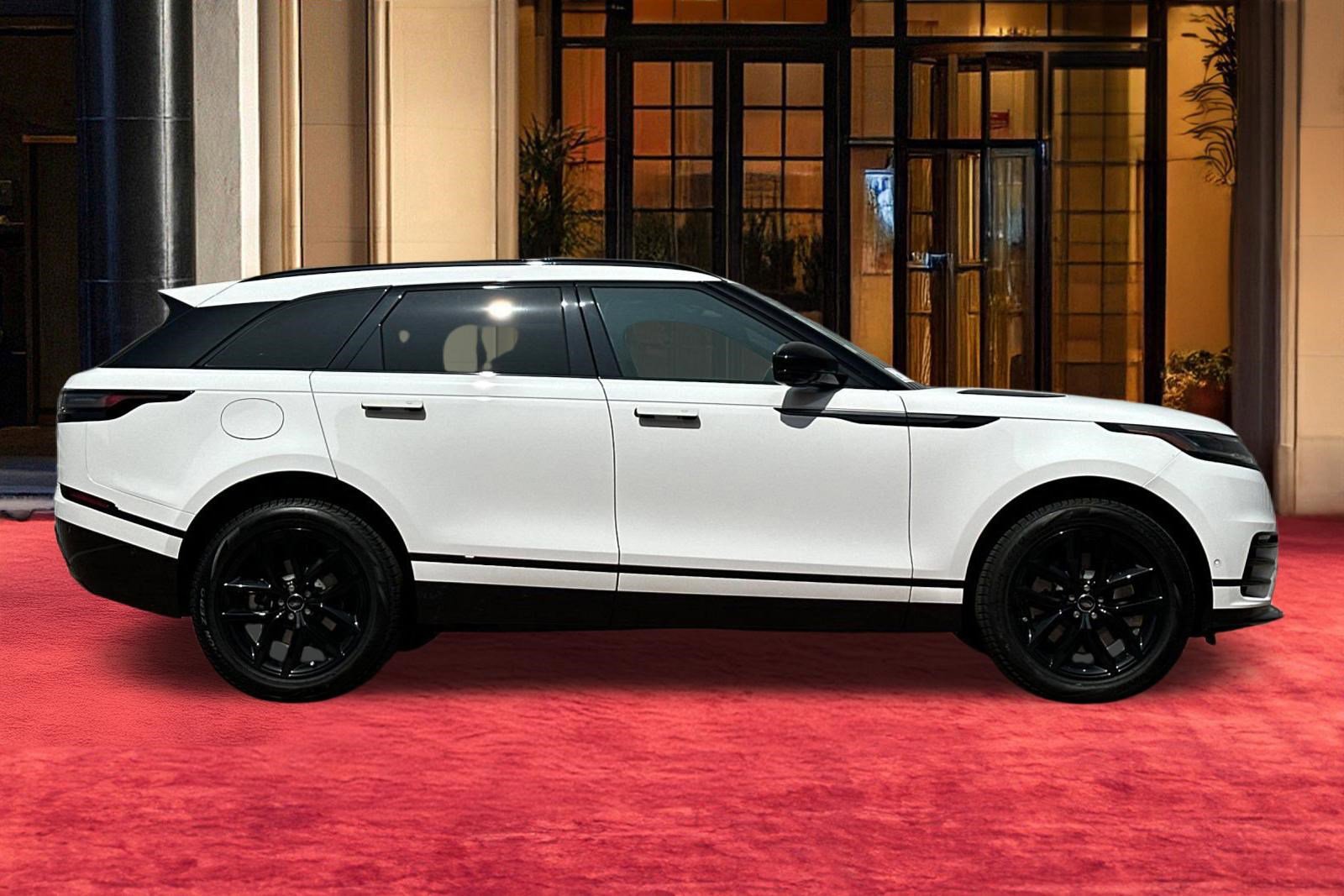 New 2026 Land Rover Range Rover Velar Dynamic SE AWD/4WD image 8