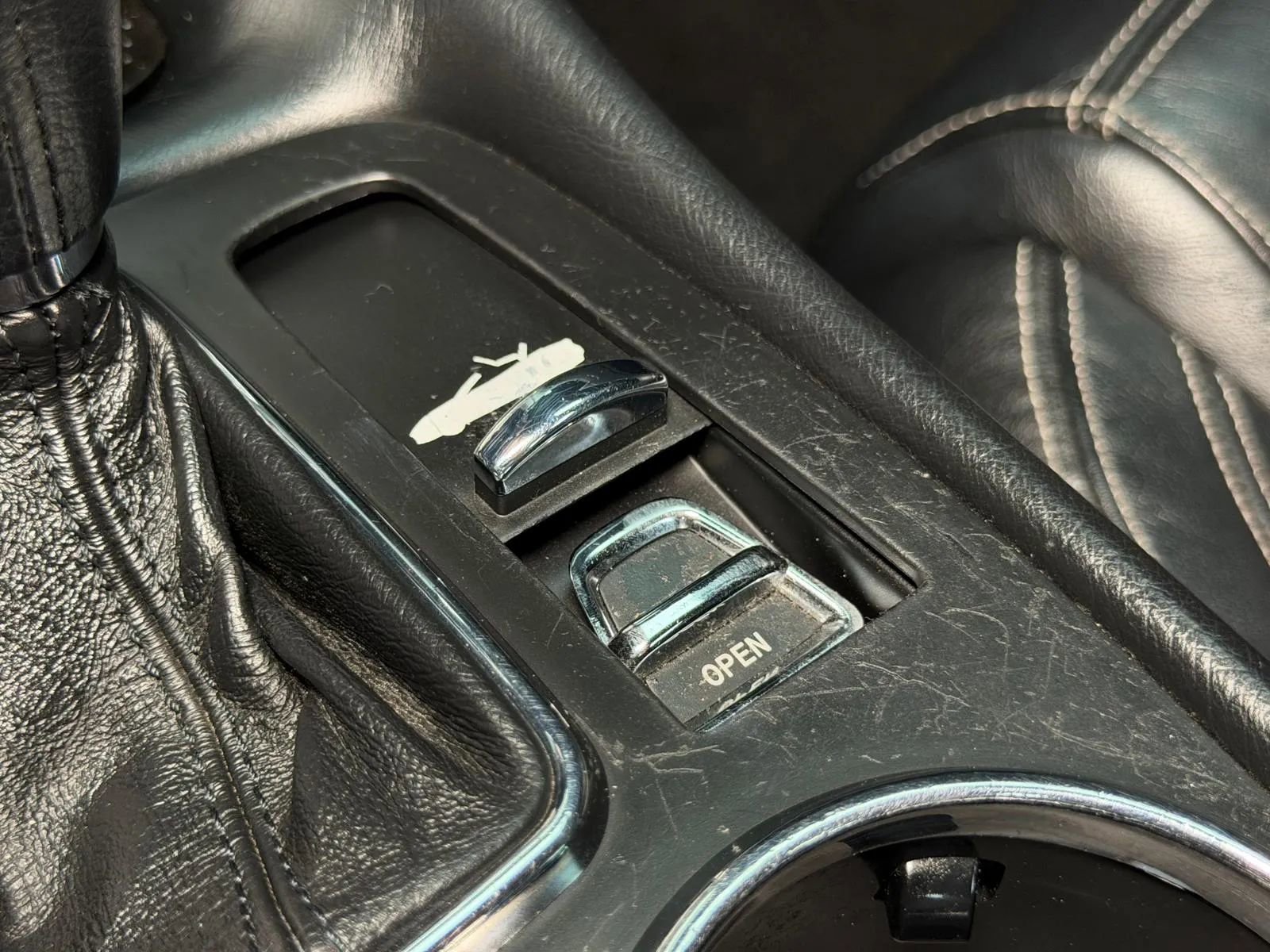 Used 2013 Maserati GranTurismo Convertible RWD image 32