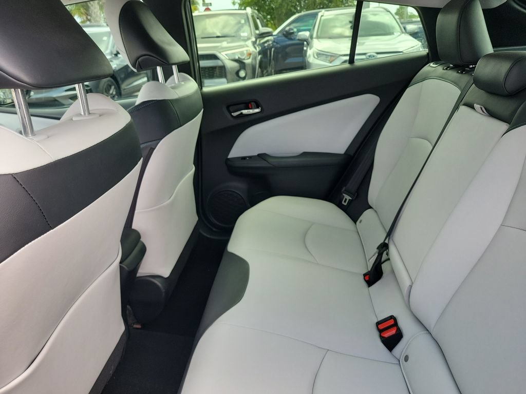Used 2017 Toyota Prius Four FWD image 24