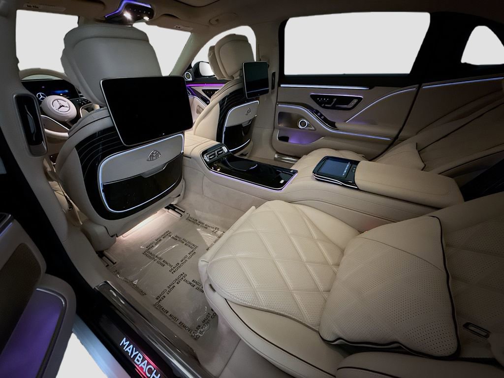 Used 2023 Mercedes-Benz Maybach S 680 4MATIC image 98