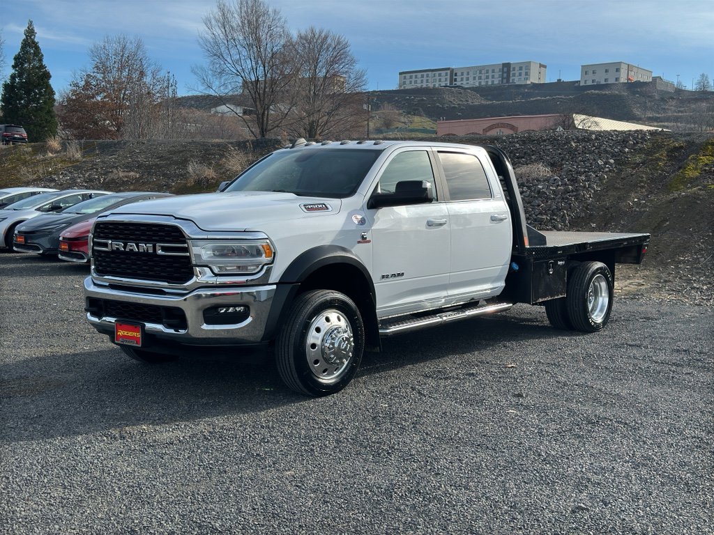 Used 2022 RAM 4500 SLT w/ Quick Order Package 2YG SLT AWD/4WD image 3