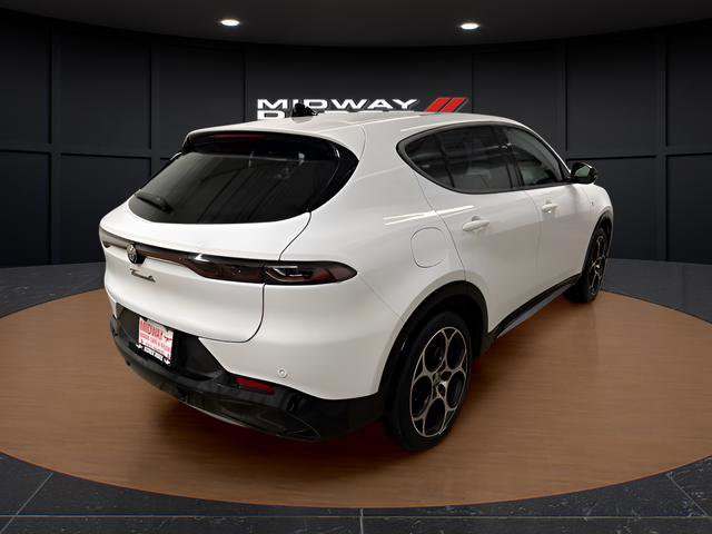 Used 2024 Alfa Romeo Tonale Ti image 4