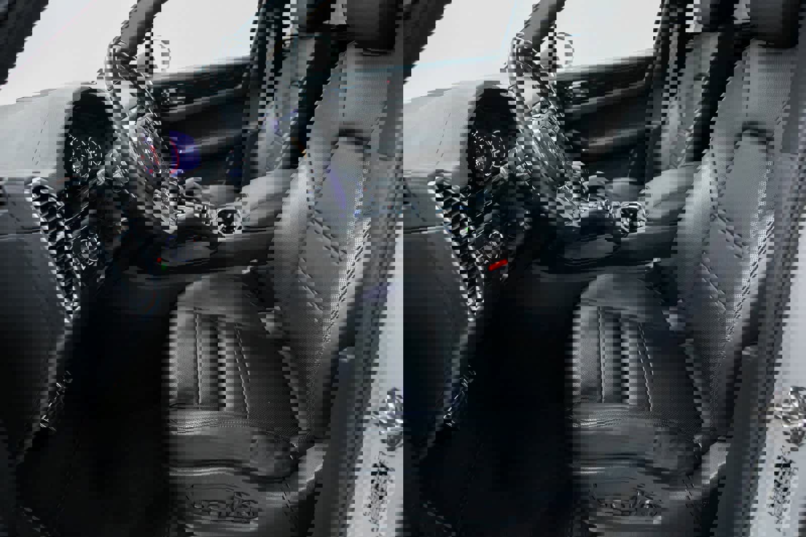 Certified 2023 Porsche Cayenne S Platinum image 16