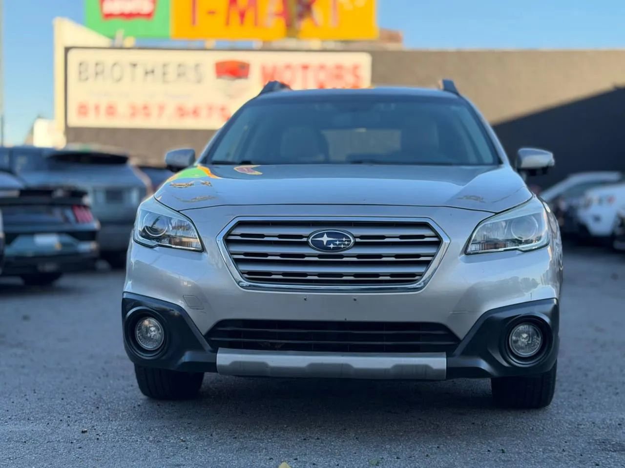 Used 2015 Subaru Outback 2.5i Limited AWD/4WD image 3