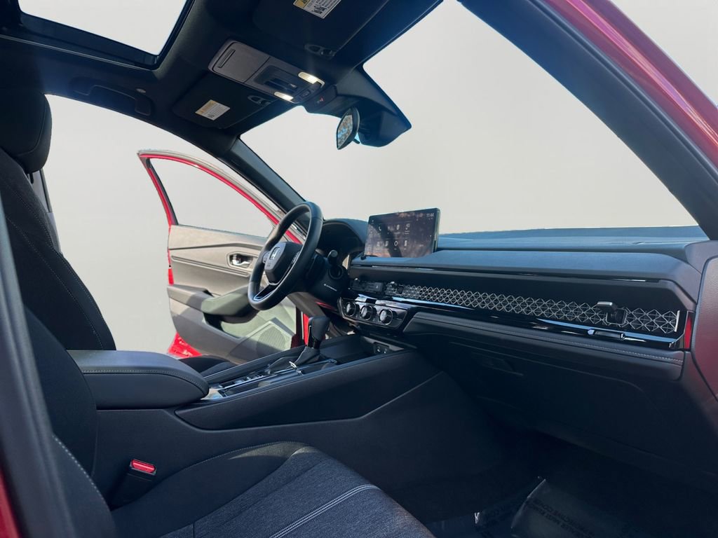 Used 2024 Honda Accord Sport image 11