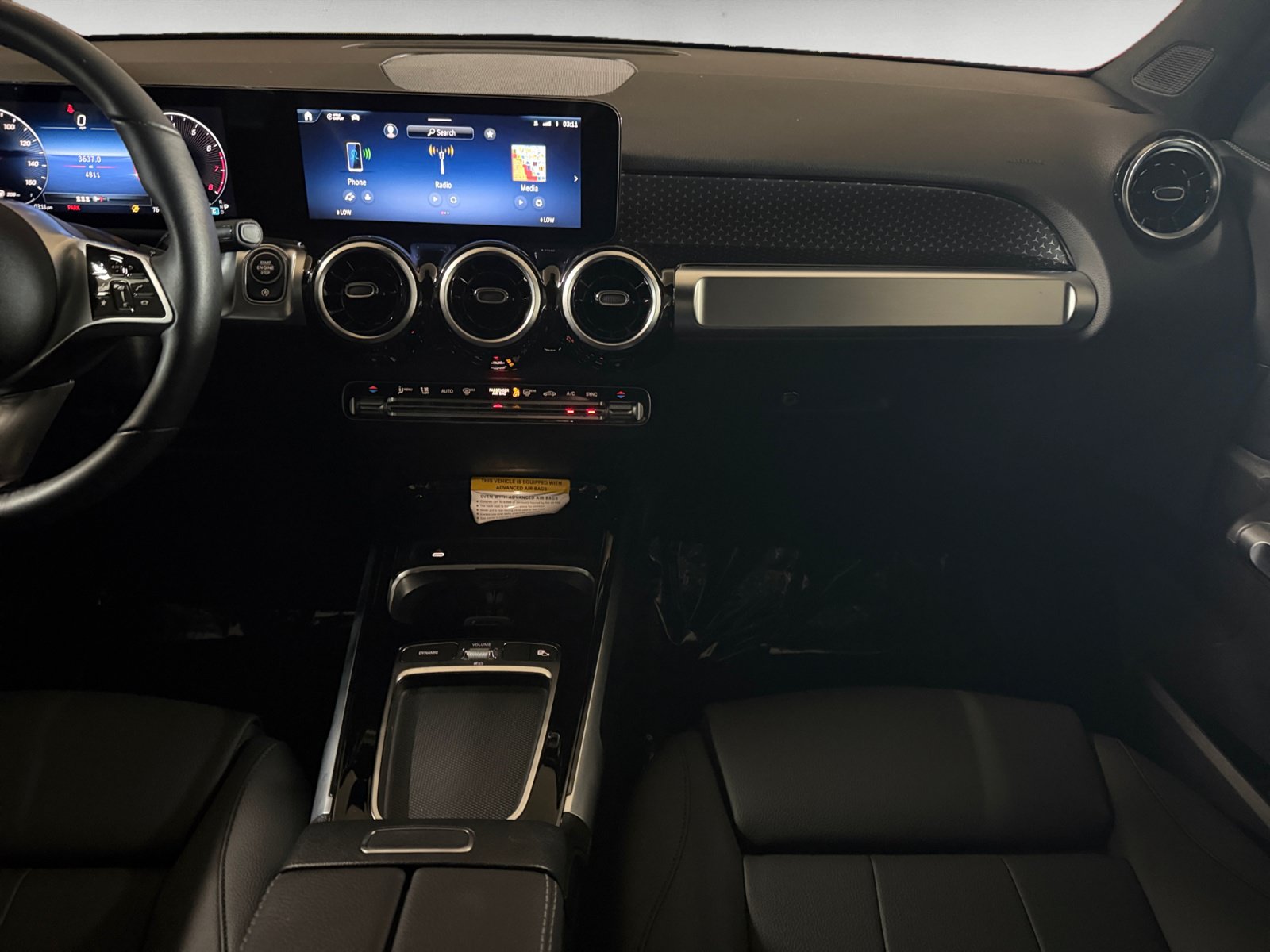 Used 2026 Mercedes-Benz GLB 250 image 12
