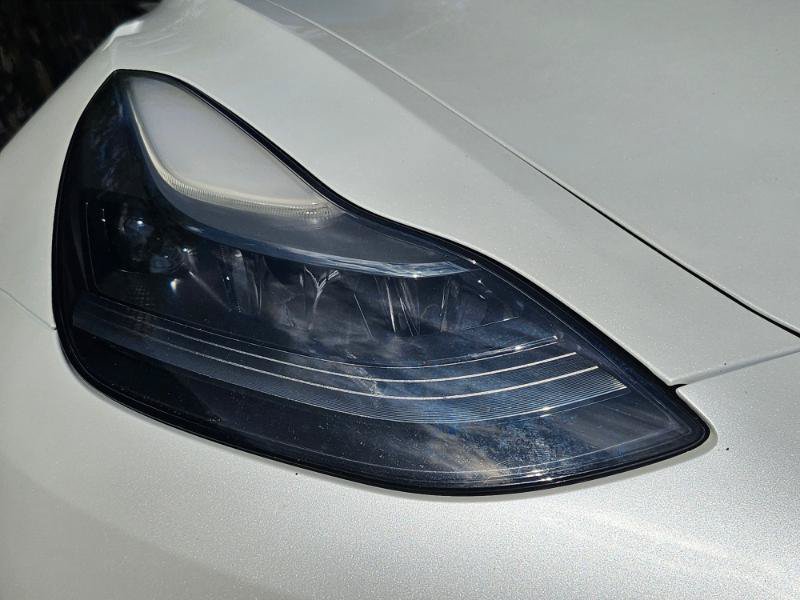 Used 2022 Tesla Model 3 Long Range AWD/4WD image 25