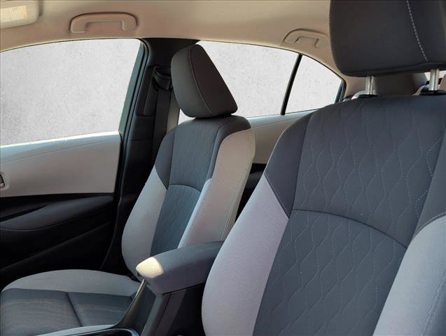 Used 2024 Toyota Corolla LE FWD image 11