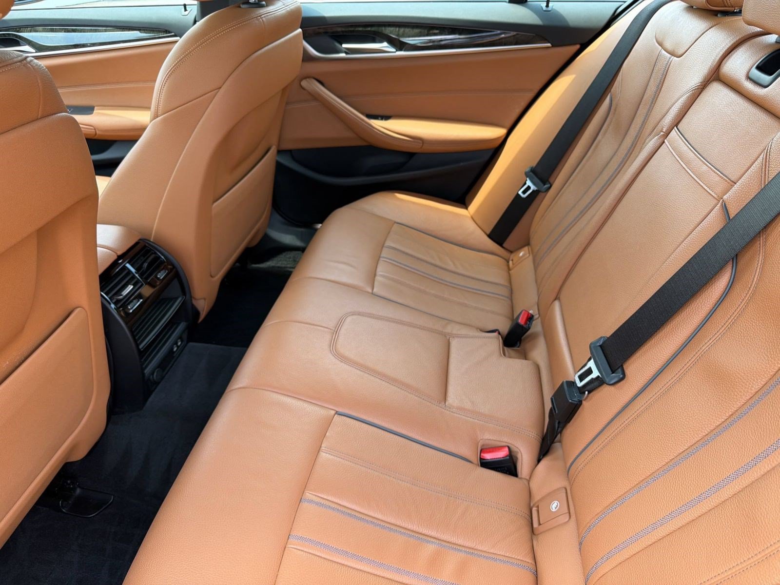 Used 2022 BMW 540i w/ M Sport Package RWD image 21