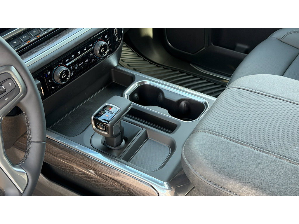 New 2026 Chevrolet Silverado 1500 LTZ w/ Z71 Off-Road Package AWD/4WD image 11