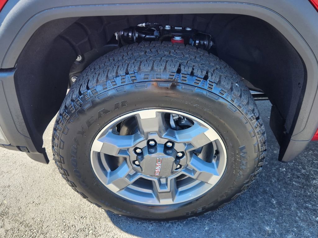 New 2026 GMC Sierra 3500 SLT w/ SLT Convenience Package image 15