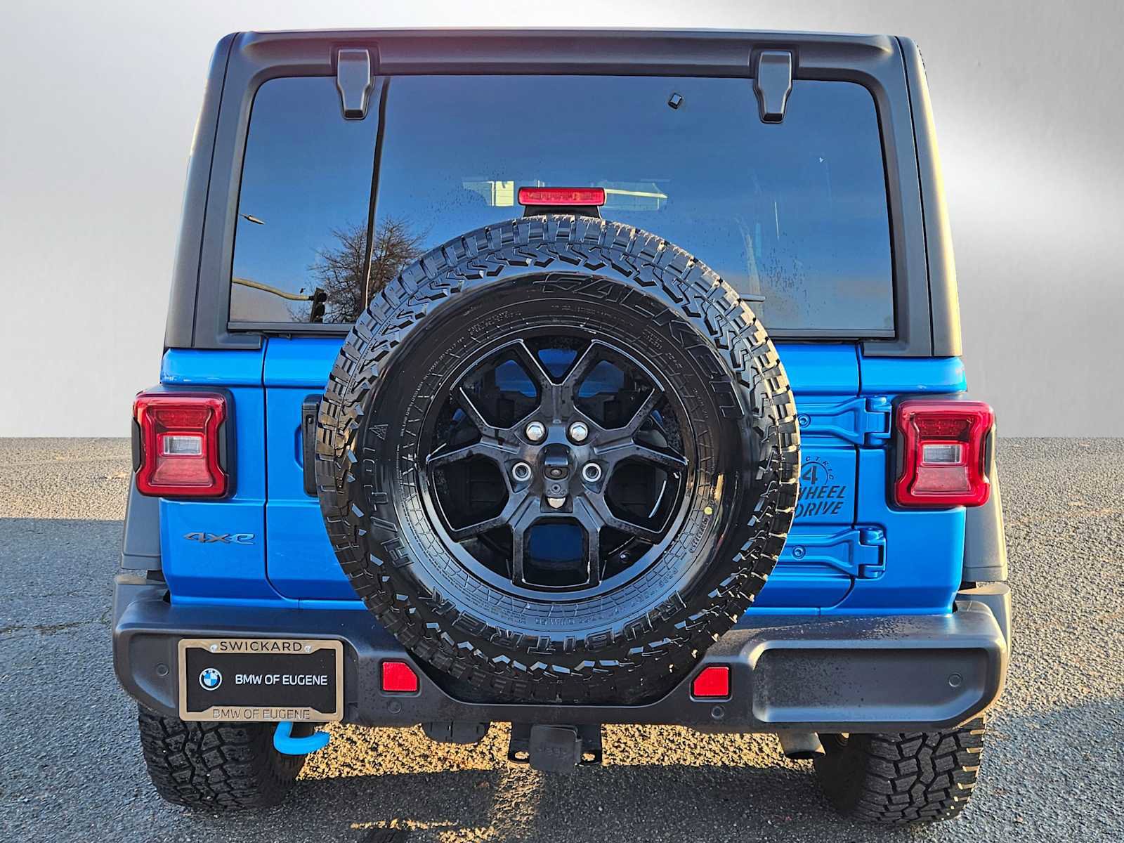 Used 2024 Jeep Wrangler Willys image 4