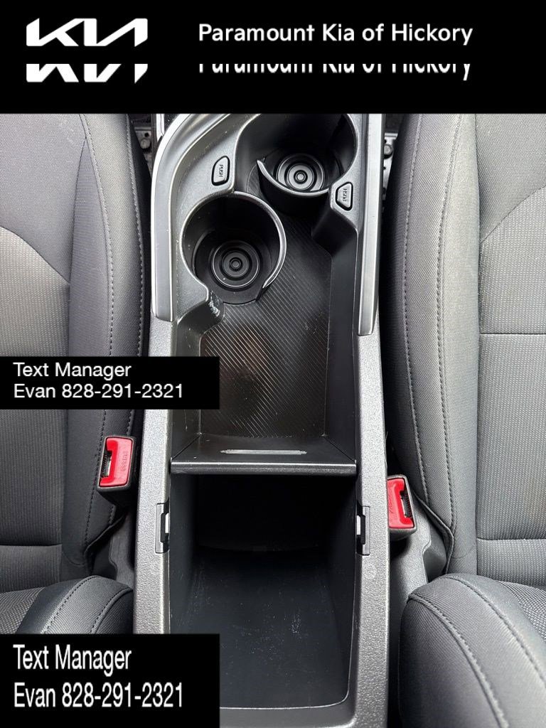 Used 2023 Kia Niro LX image 22