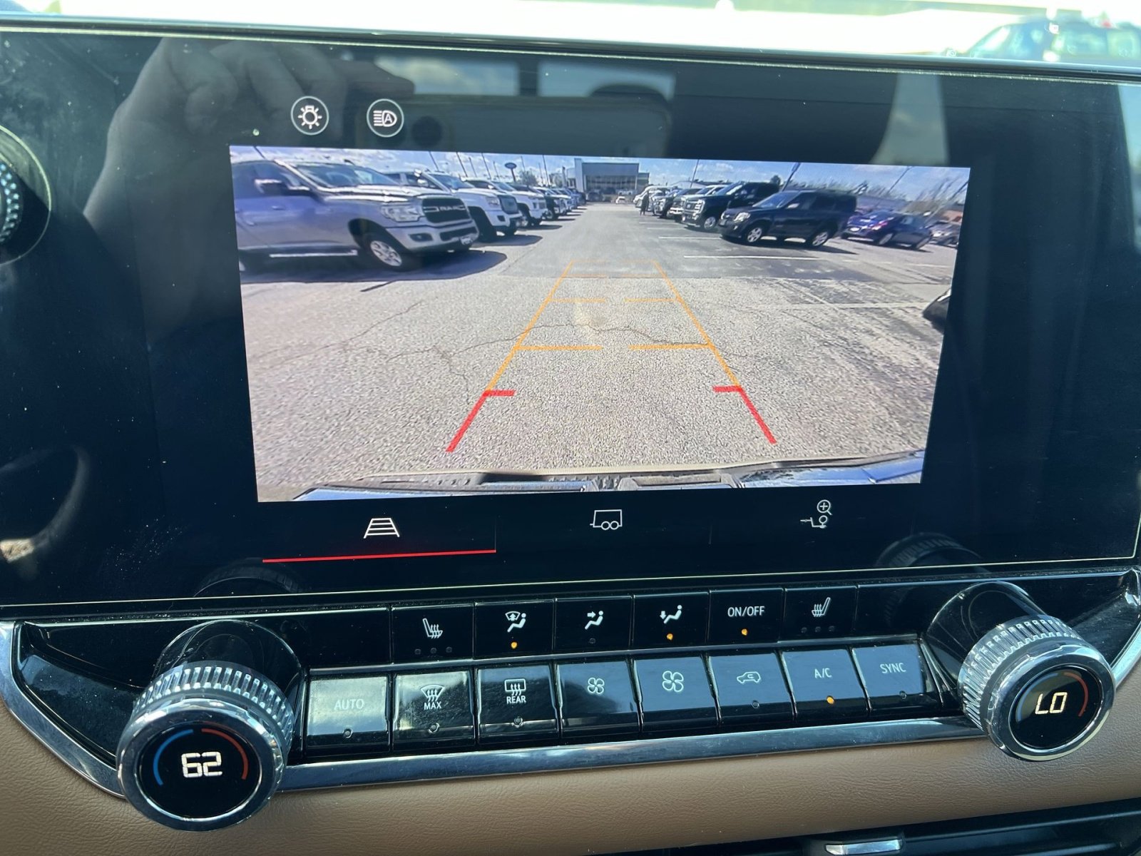 Used 2023 GMC Canyon AT4 image 19