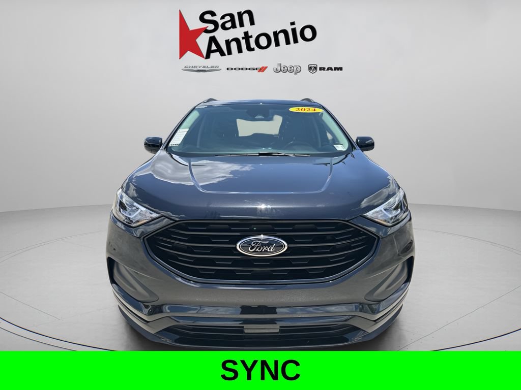 Used 2024 Ford Edge SE w/ Black Appearance Package AWD/4WD image 6