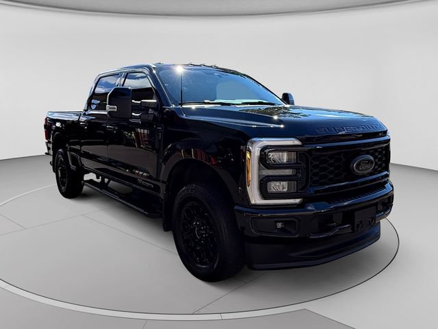 Used 2025 Ford F350 Lariat w/ Black Appearance Package AWD/4WD image 7