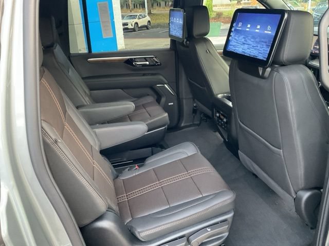 New 2026 Chevrolet Suburban High Country AWD/4WD image 27