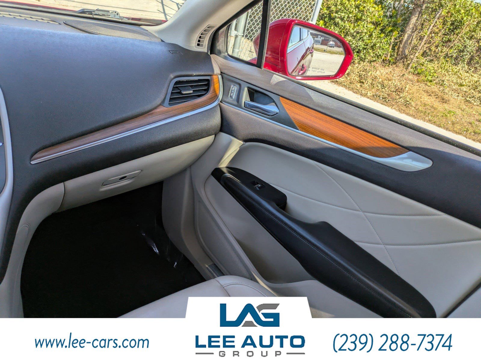 Used 2019 Lincoln MKC Select w/ Select Plus Package FWD image 15