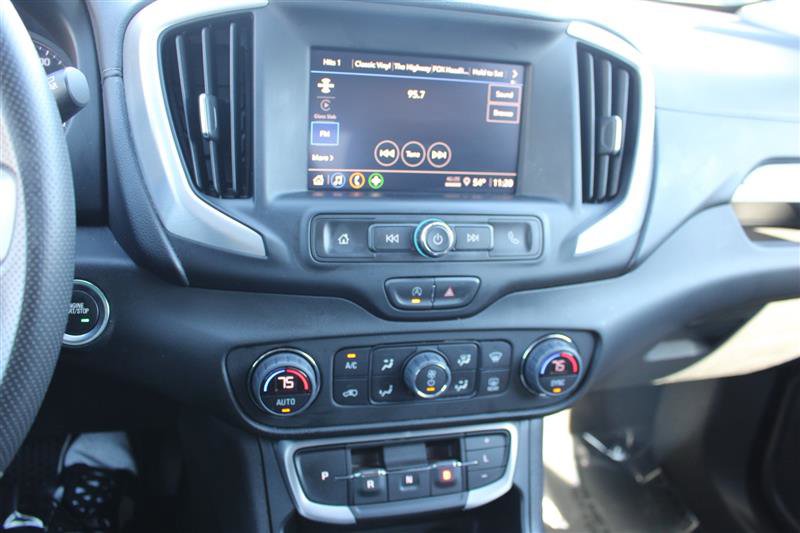 Used 2022 GMC Terrain SLE w/ Driver Convenience Package image 18