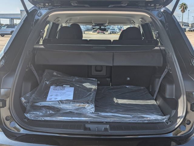 New 2026 Mitsubishi Outlander ES FWD image 25