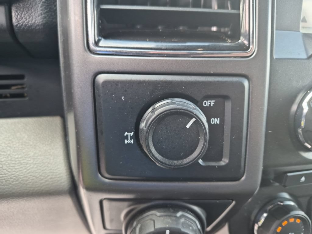 Used 2018 Ford F150 XLT w/ Equipment Group 302A Luxury RWD image 22