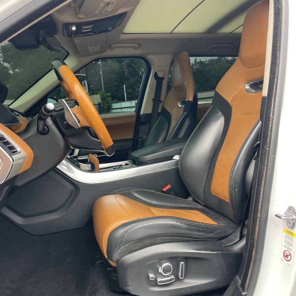 Used 2019 Land Rover Range Rover Sport SVR AWD/4WD image 5