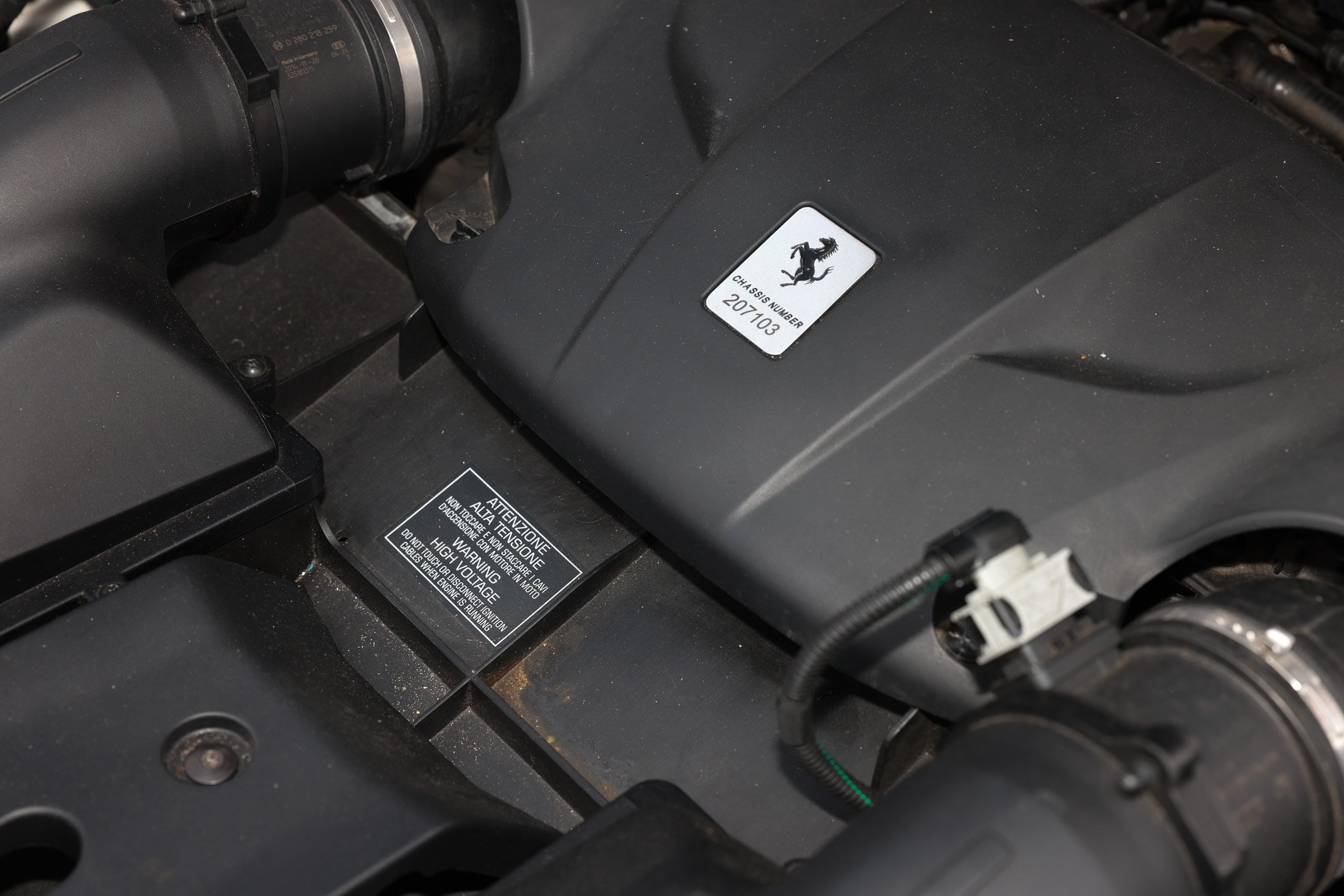 Used 2015 Ferrari California T RWD image 69