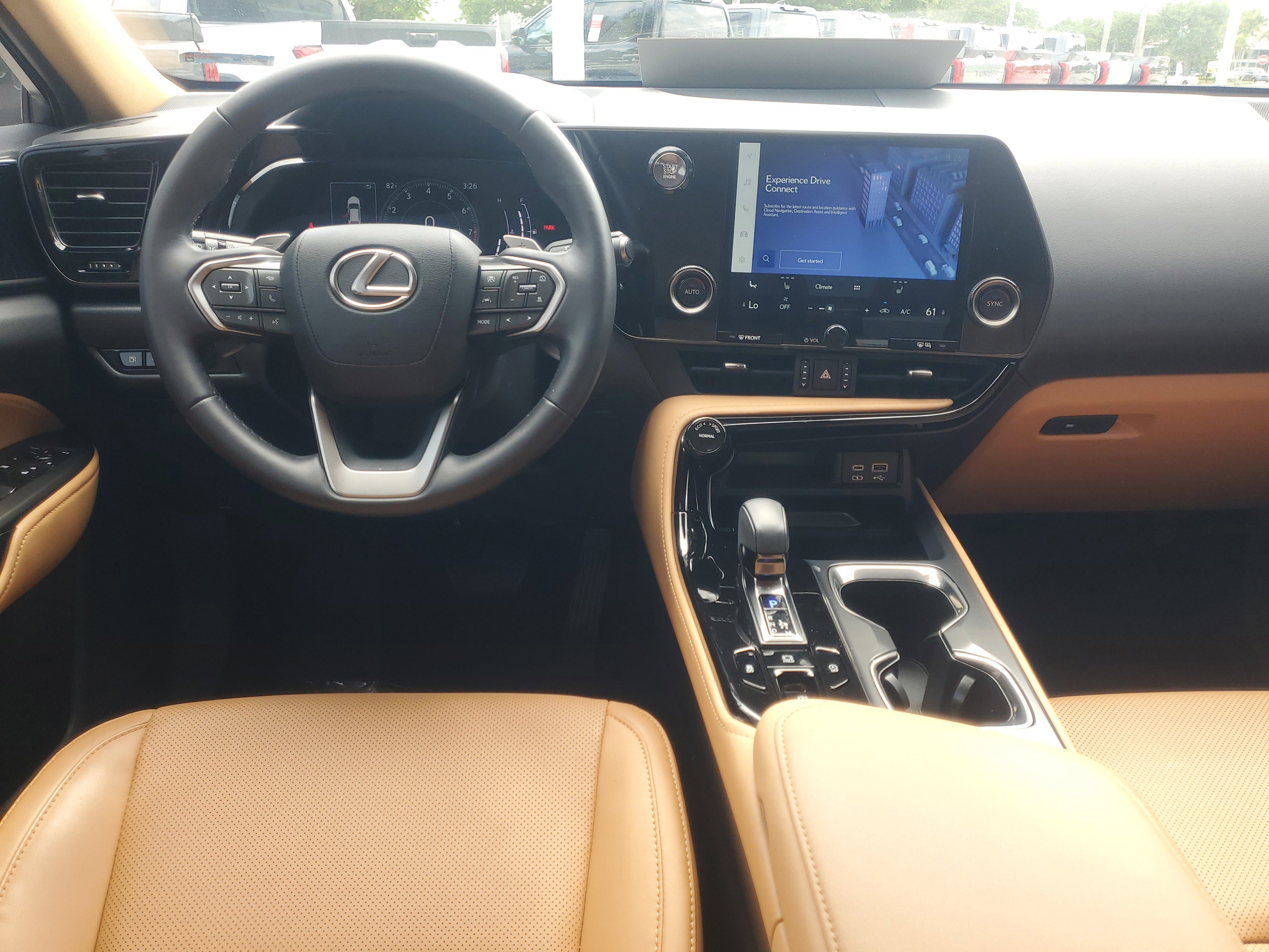 Used 2024 Lexus NX 250 FWD w/ Towing Package (2000 Lbs) image 15