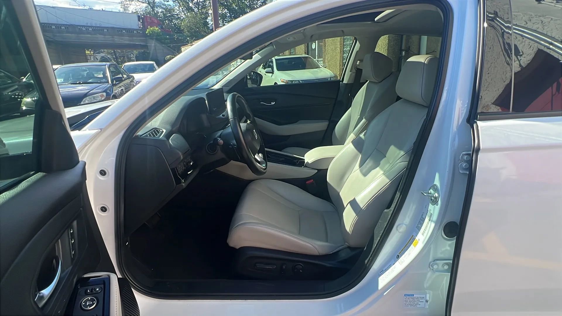 Used 2023 Honda Accord Touring image 26