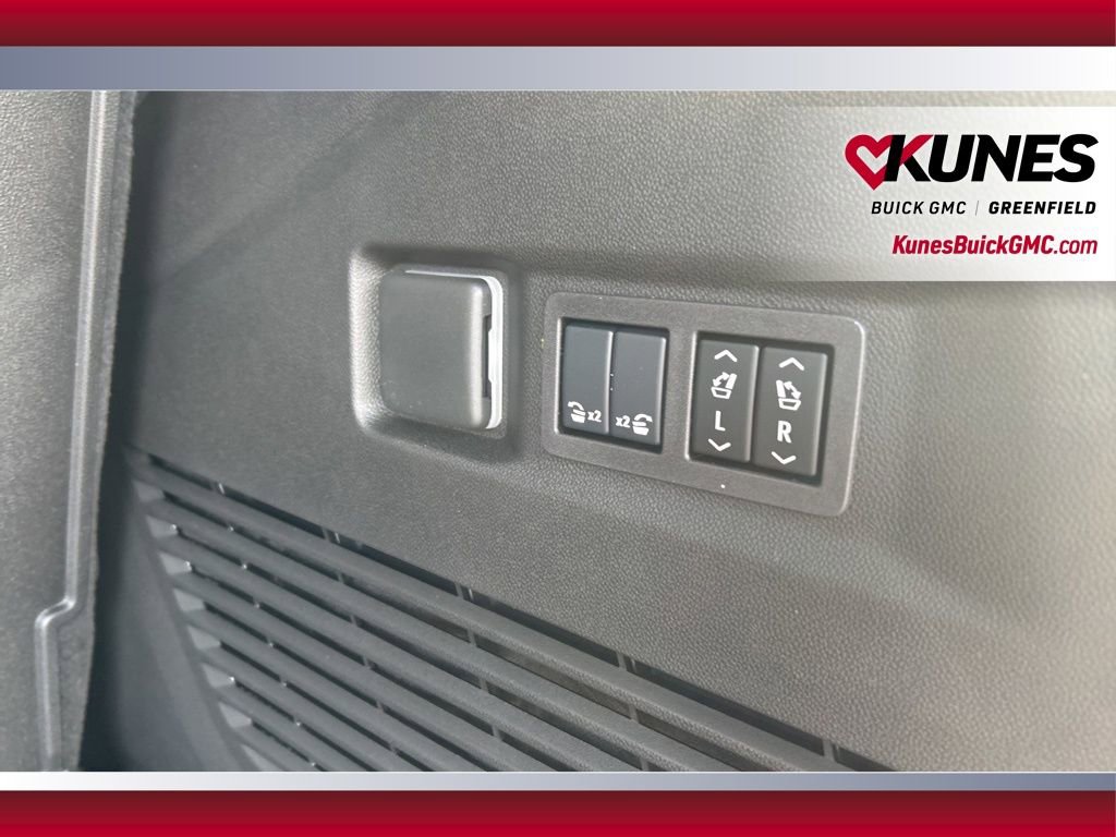 New 2026 GMC Yukon Elevation w/ Elevation Premium Package image 36