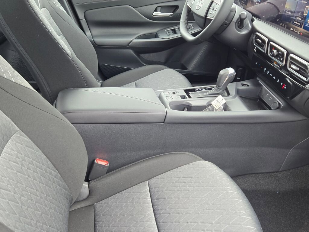 New 2026 Nissan Sentra SV w/ SV Convenience Package image 6