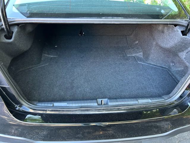 Used 2024 Subaru Legacy image 15