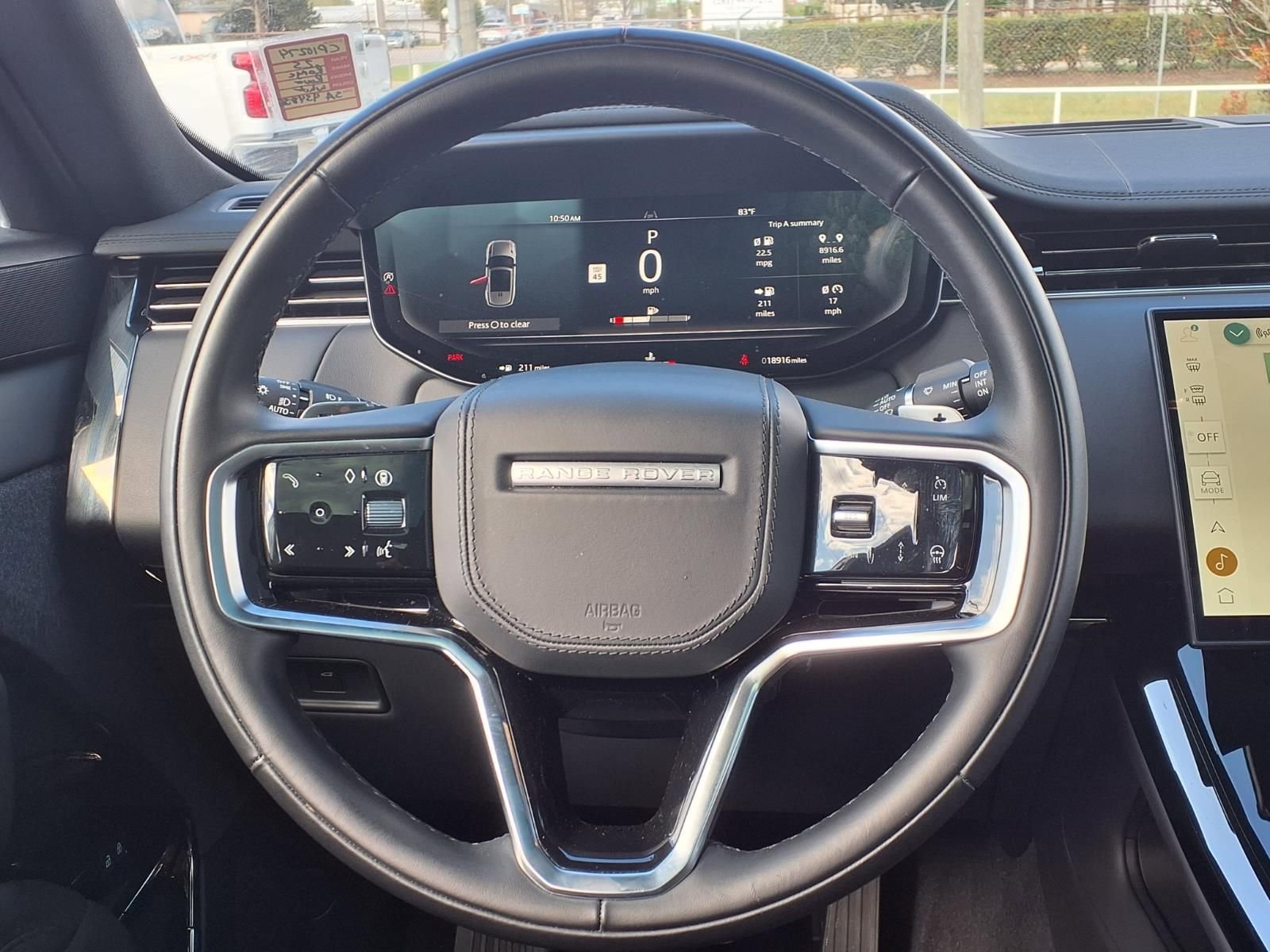 Used 2025 Land Rover Range Rover Sport SE image 12