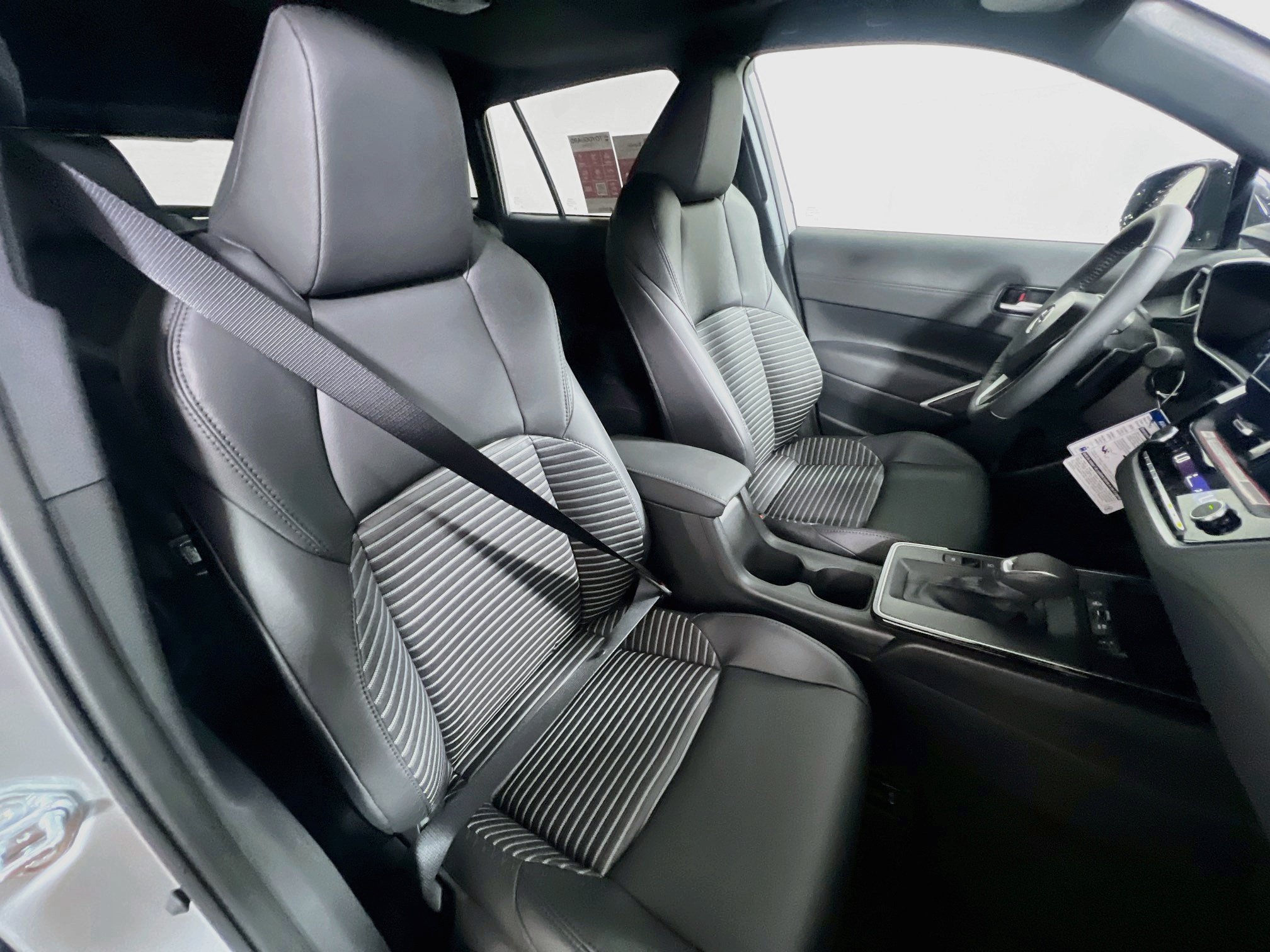 New 2026 Toyota Corolla Cross AWD Hybrid image 30